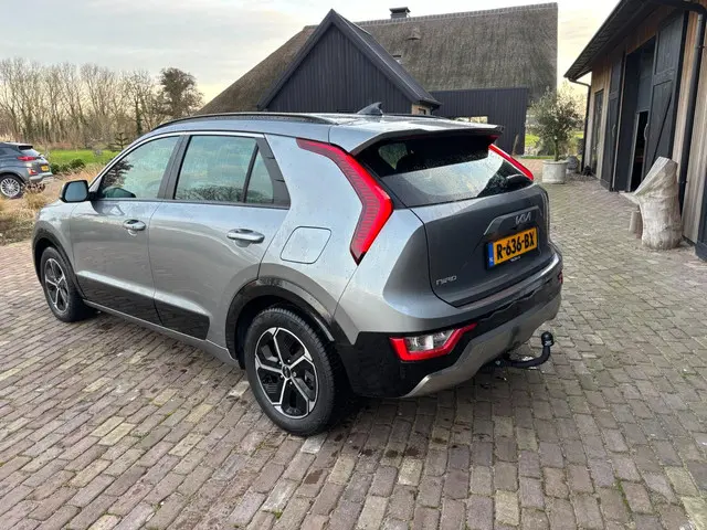 Kia Niro 1.6 GDi Hybrid ComfortLine 2022 Hybride Benzine 5