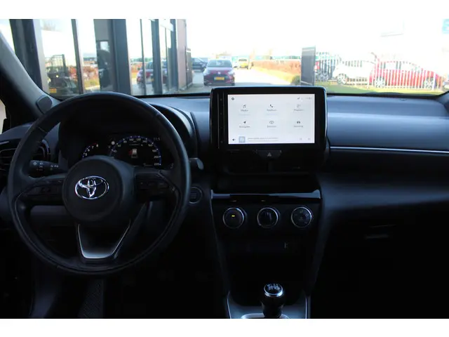 Toyota Yaris Cross 1.5 VVT-I Dynamic 2023 Benzine 17