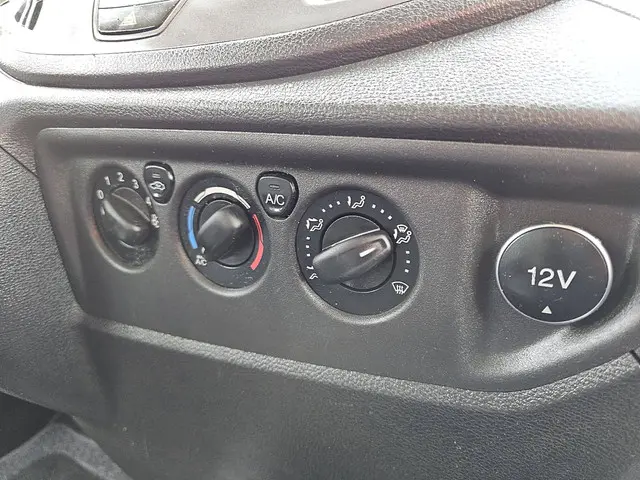 Ford Transit 2.2 2015 Diesel 10