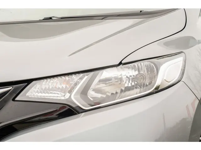 Honda Jazz 1.3i VTEC ELEGANCE 2017 Benzine 38