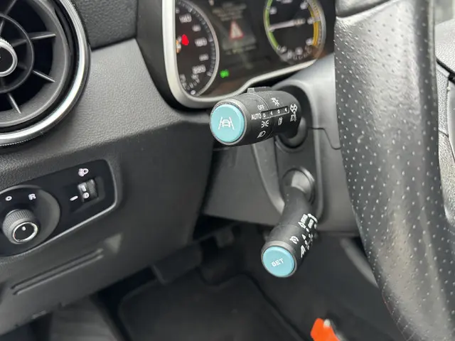 MG ZS EV MG Luxury 45 kWh 140pk 2020 Elektrisch 17