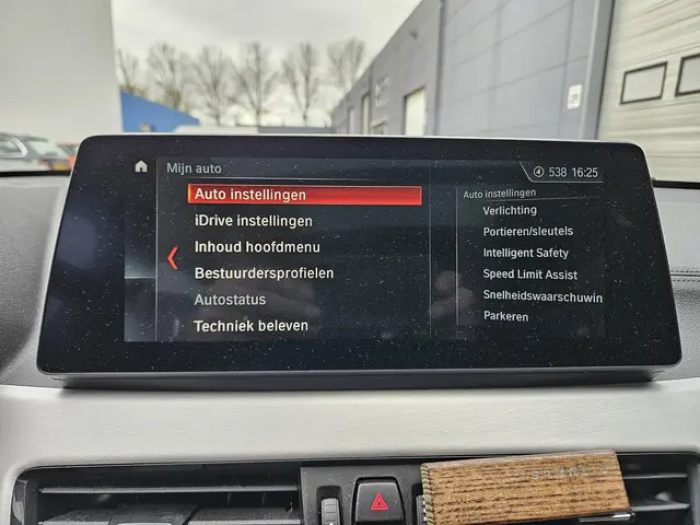BMW X2 XDrive20i 2020 Benzine 28