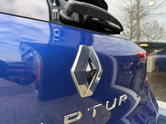 Renault Captur 1.3 TCe 140 PK Intens 2022 Benzine 28
