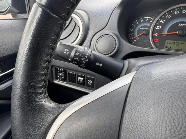 Mitsubishi Space Star 1.0 Bright NAP / AIRCO 2015 Benzine 24