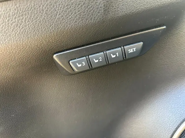 Lexus NX 300h AWD Luxury Line 2016 Hybride Benzine 23