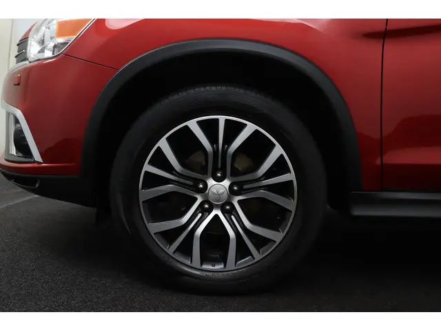 Mitsubishi ASX 1.6 Cleartec Connect Pro+ 2018 Benzine 9