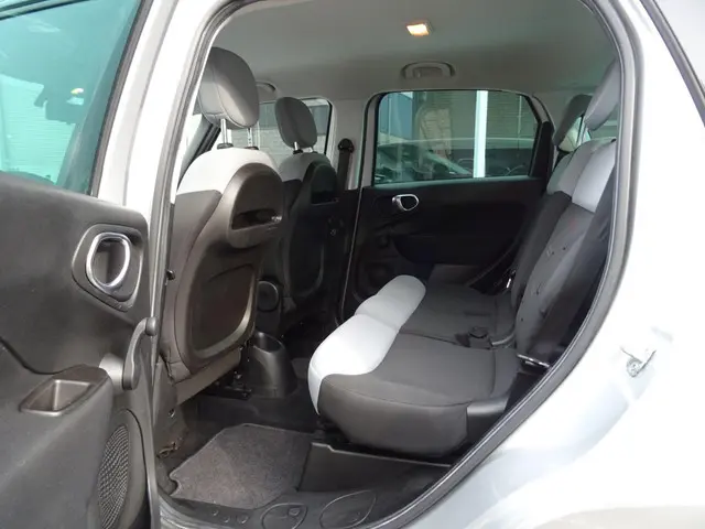 Fiat 500L 0.9 TwinAir Easy Eco 2013 Benzine 10