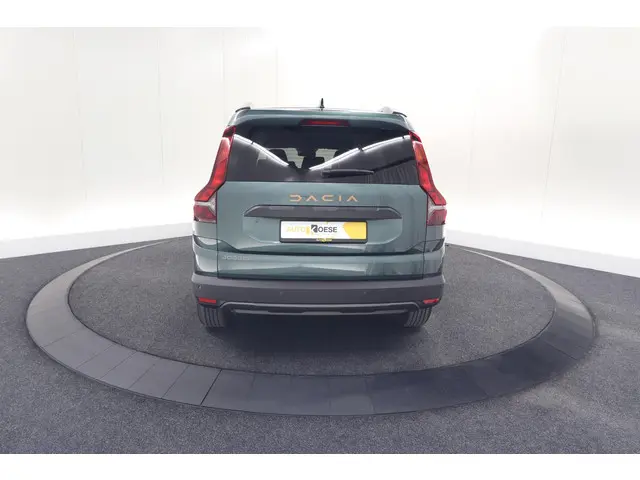 Dacia Jogger TCe 110 Extreme 2025 Benzine 12