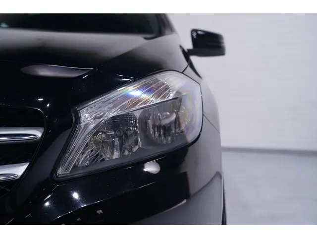 Mercedes-Benz A-Klasse 180 Prestige 2015 Benzine 15
