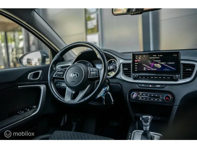 Kia Ceed Sportswagon 1.4 T-GDi DynamicLine 2019 Benzine 34
