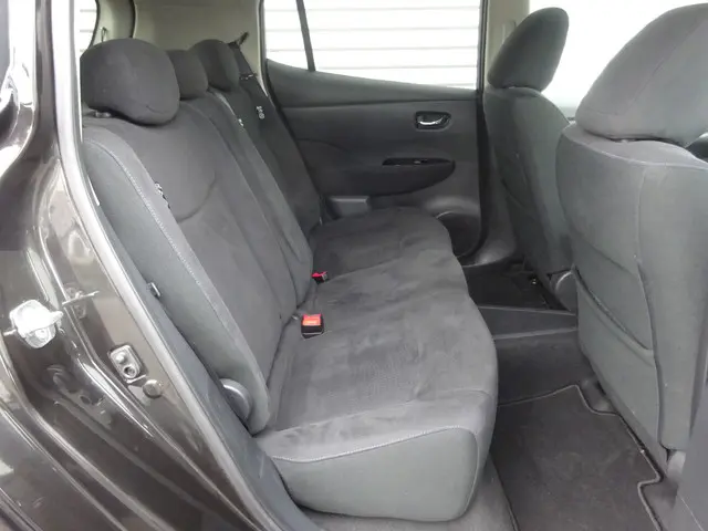 Nissan Leaf Acenta 30 kWh 2017 Elektrisch 24