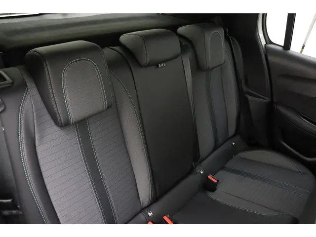 Peugeot 208 1.2 PureTech Allure 2021 Benzine 14