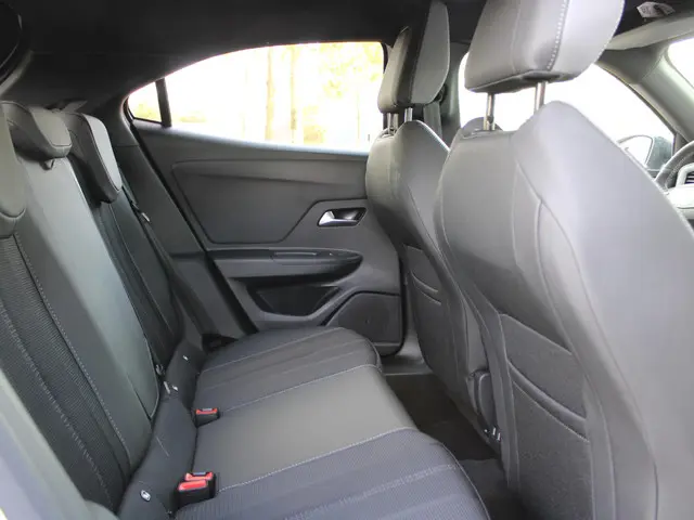 Opel Mokka 1.2 Turbo Hybrid GS 2025 Hybride Benzine 7