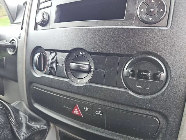 Mercedes-Benz Sprinter 513 2015 Diesel 10