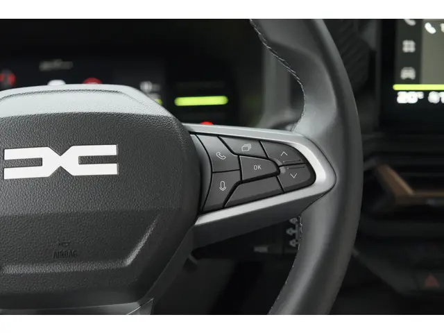 Dacia Duster TCe 130 Mild Hybrid Extreme 2024 Benzine 33