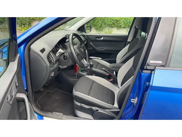 Škoda Fabia Combi 1.2 TSI 90pk JOY 2016 Benzine 3
