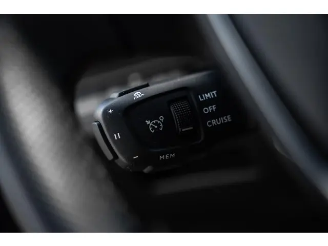 Peugeot 5008 GT 2024 Benzine 30