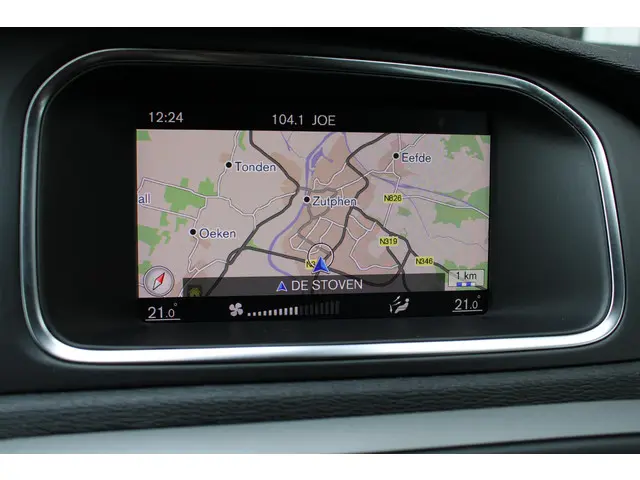 Volvo V40 2.0 T2 Momentum 2018 Benzine 11