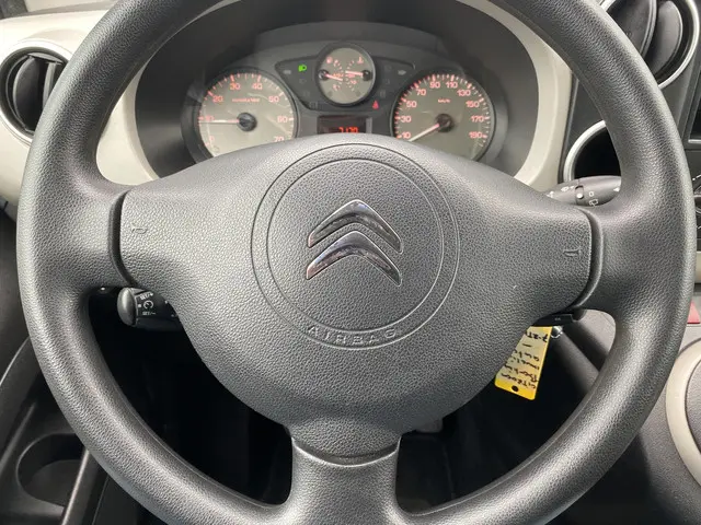 Citroën Berlingo 1.6 VTi Tendance 2013 Benzine 23