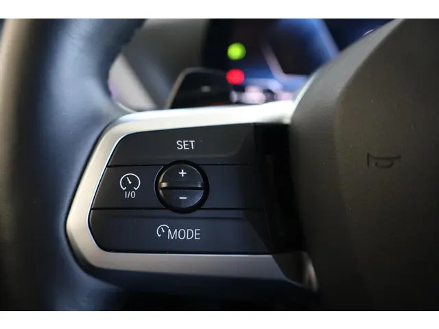 BMW 1 Serie 120 2024 Benzine 26