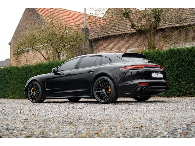 Porsche Panamera Sport Turismo 4.0 Turbo 2018 Benzine 32