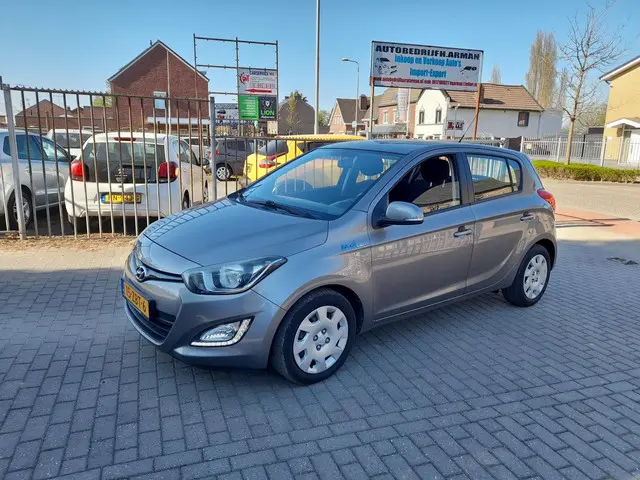 Hyundai i20 1.2i i-Motion 2012 Benzine 15