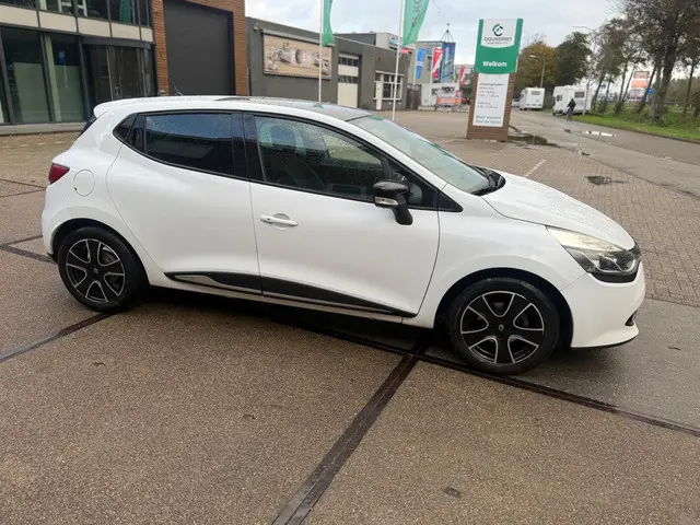 Renault Clio 0.9 TCe Dynamique 2016 Benzine 21