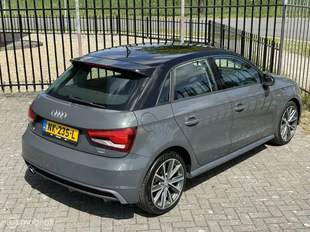Audi A1 Sportback 1.0 Sport S line|Rijklaar 2017 Benzine 10
