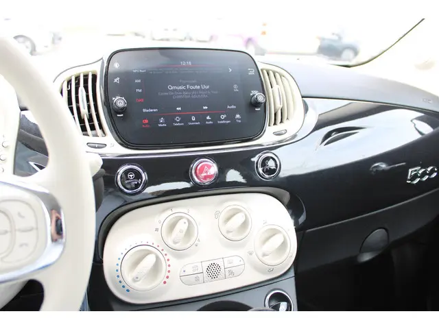 Fiat 500 1.0 Hybrid 2024 Benzine 17
