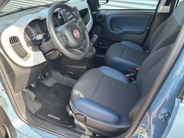 Fiat Panda 1.0 Hybrid Cross 2021 Hybride Benzine 10