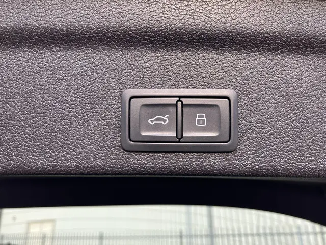 Audi Q3 Sportback 35 TFSI/150PK S Edition 2021 Benzine 12