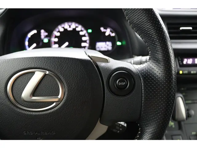 Lexus CT 200h F Sport Line 2016 Hybride Benzine 21