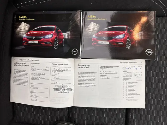 Opel Astra 1.6 CDTI Online Edition 2017 Diesel 26