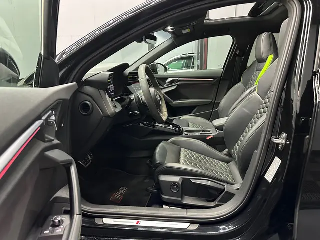 Audi RS3 Sportback 2.5 TFSI Quattro 2022 Benzine 6