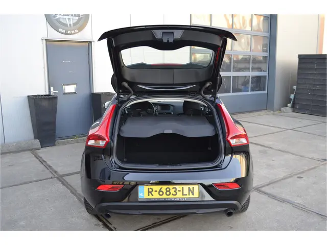 Volvo V40 1.6 T2 Momentum 2014 Benzine 8