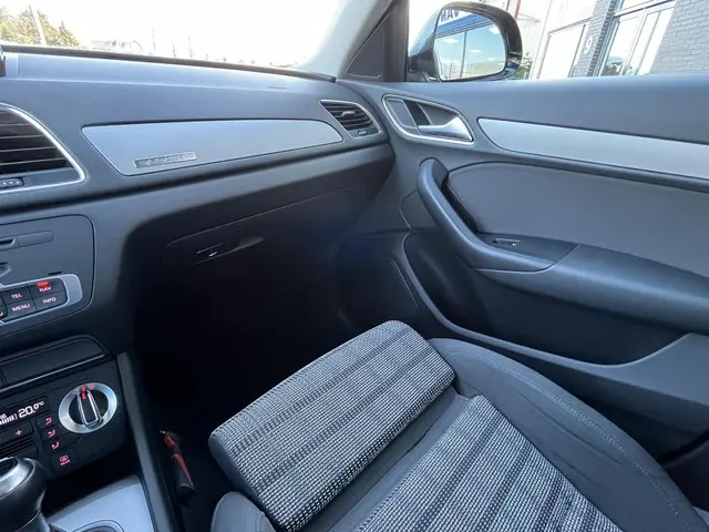 Audi Q3 2.0 TFSI quattro Pro Line 2013 Benzine 40