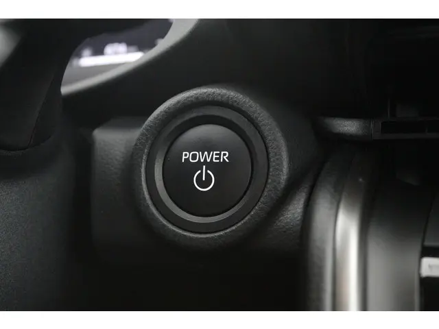 Toyota C-HR 1.8 Hybrid 140 Dynamic 2024 Hybride Benzine 41