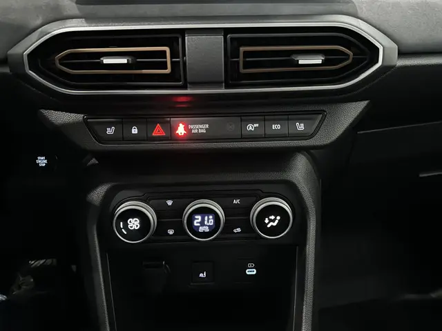 Dacia Sandero Stepway 1.0 TCe 110 Extreme 2024 Benzine 12