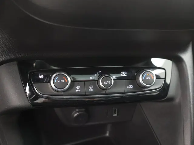 Opel Corsa 1.2 Elegance 2021 Benzine 21