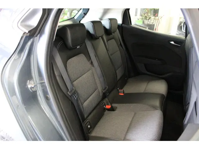 Renault Clio 1.3 TCe Intens 2020 Benzine 16