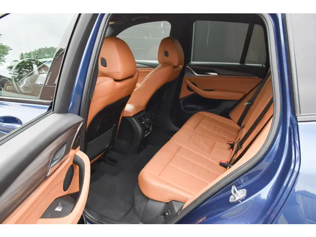 BMW X3 M40i xDrive High Executive 2017 Benzine 17