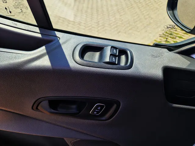 Ford Transit 350 2.0 TDCI L3H2 Trend 2022 Diesel 18