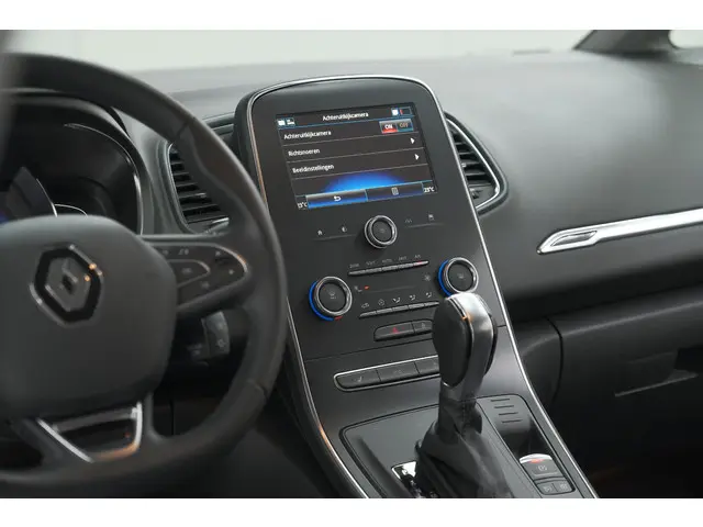 Renault Scénic TCe 140 EDC Limited 2019 Benzine 70