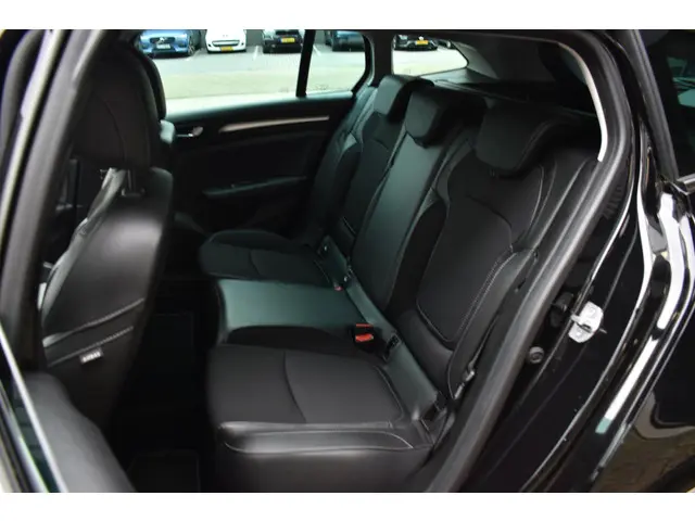 Renault Mégane Estate TCe 140 EDC Techno 2023 Benzine 13