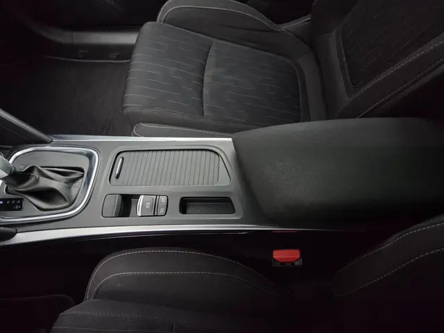 Renault Mégane Estate 1.3 TCe Limited 2018 Benzine 30