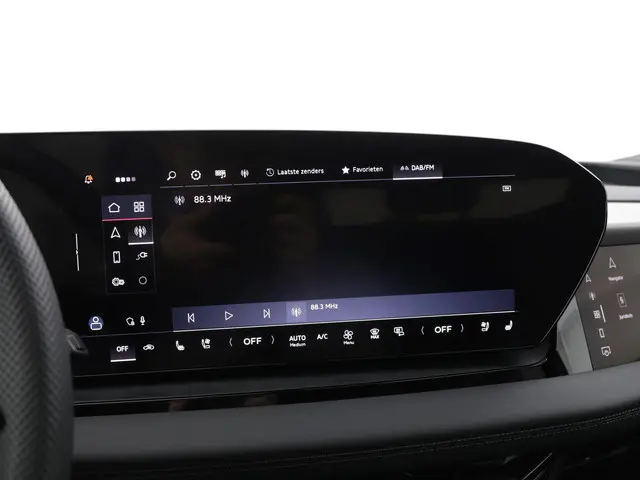 Audi Q6 e-tron S edition 252 PK 2025 Elektrisch 9