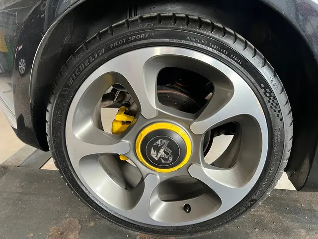 Fiat 500 1.4 T-Jet Abarth Turismo 165 PK 2017 Benzine 5