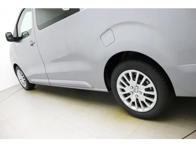 Peugeot e-Expert EV L3 75 kWh 2023 Elektrisch 15