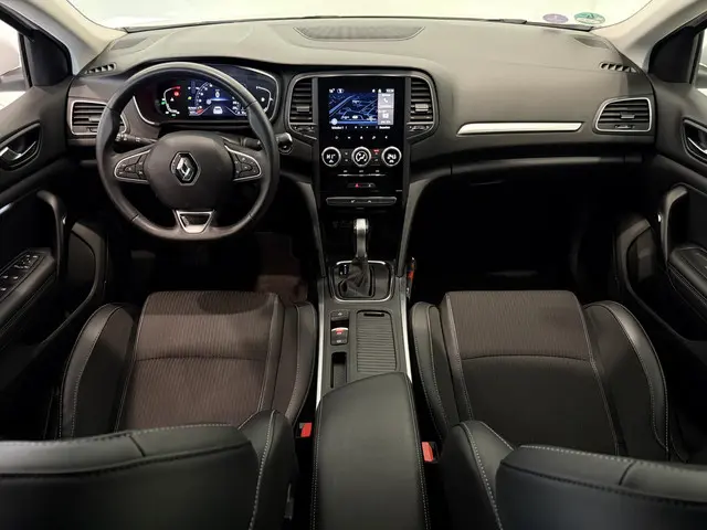 Renault Mégane 1.3 TCe 140 EDC Intens 2022 Benzine 3