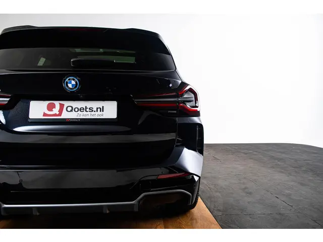 BMW iX3 Executive 80 kWh 2023 Elektrisch 45